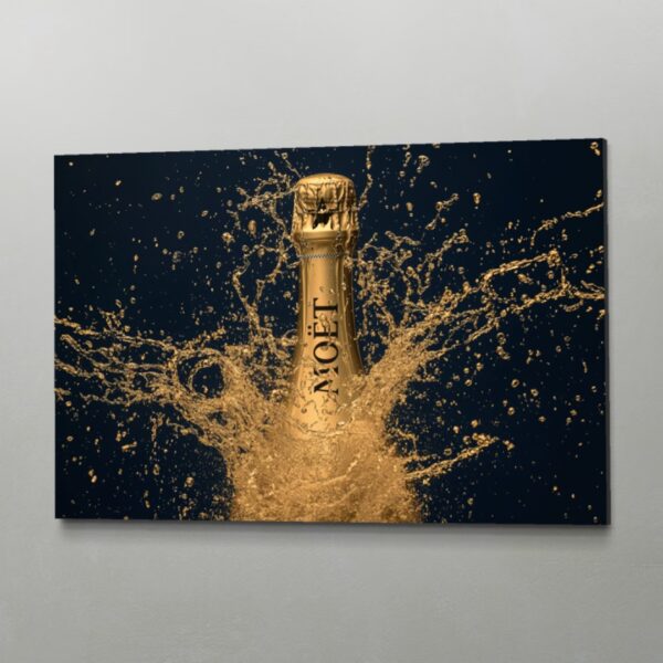 mo champagne bottle splash